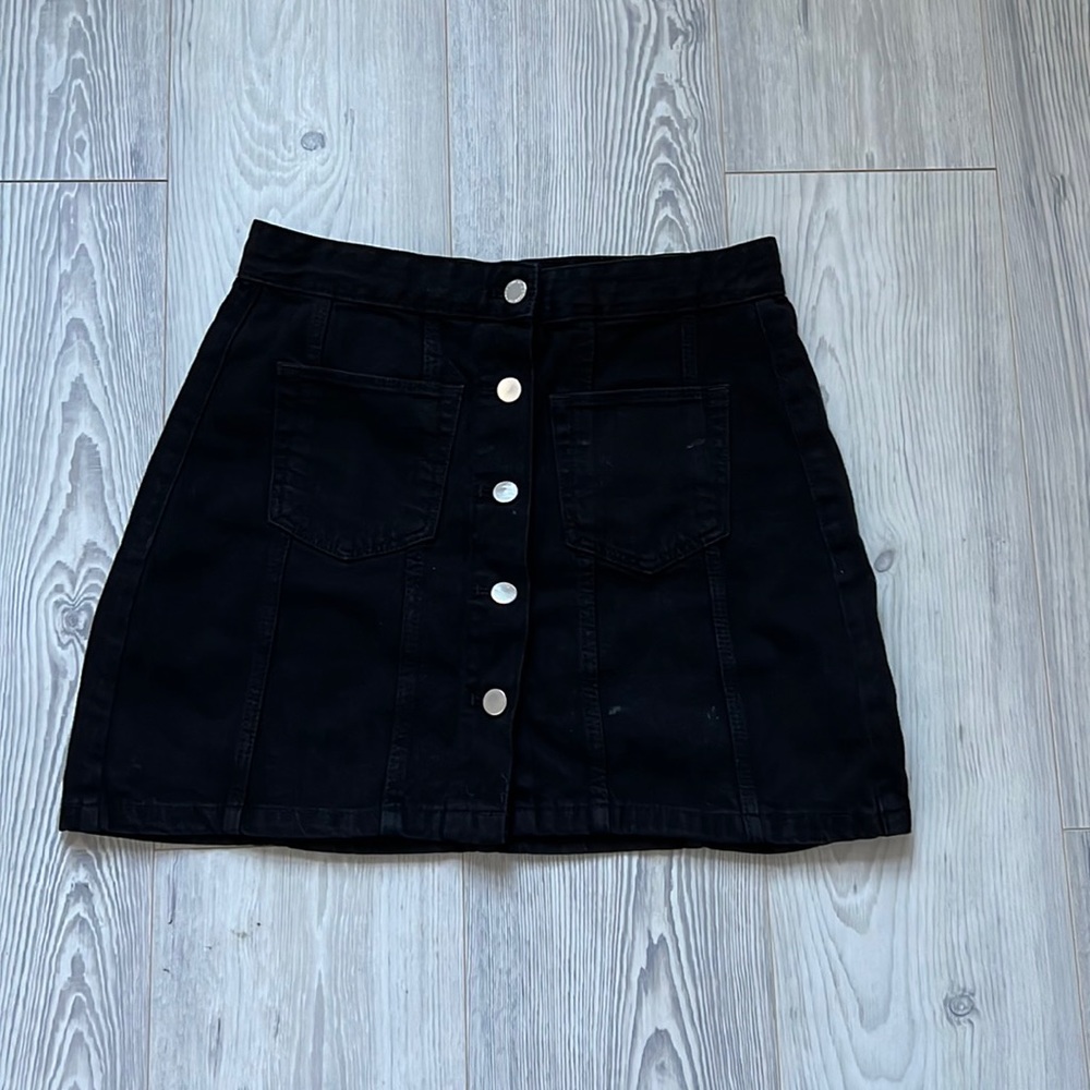 Black mini skirt